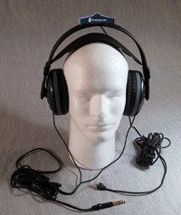 HD250 headphones and IC2 tracker